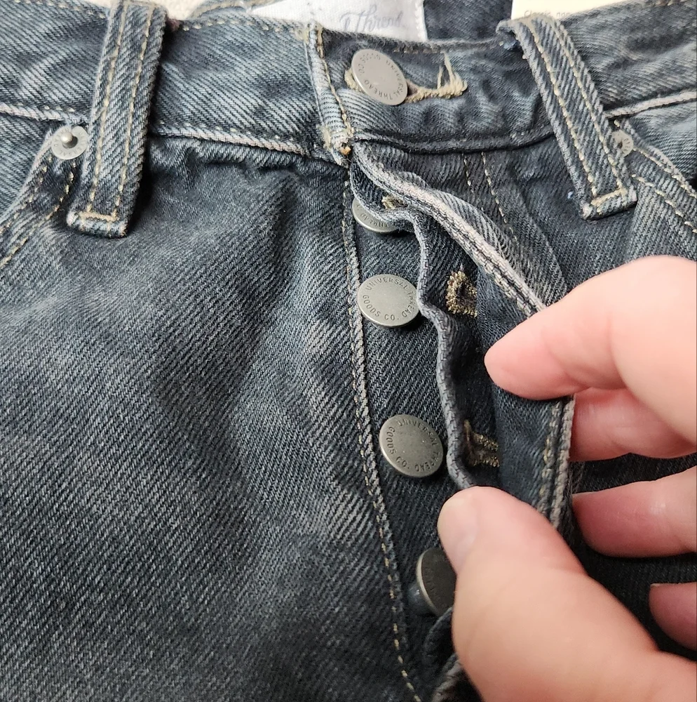 Women's Mid-Rise 90's Baggy Jean Shorts - Universal Thread Black Wash 14
